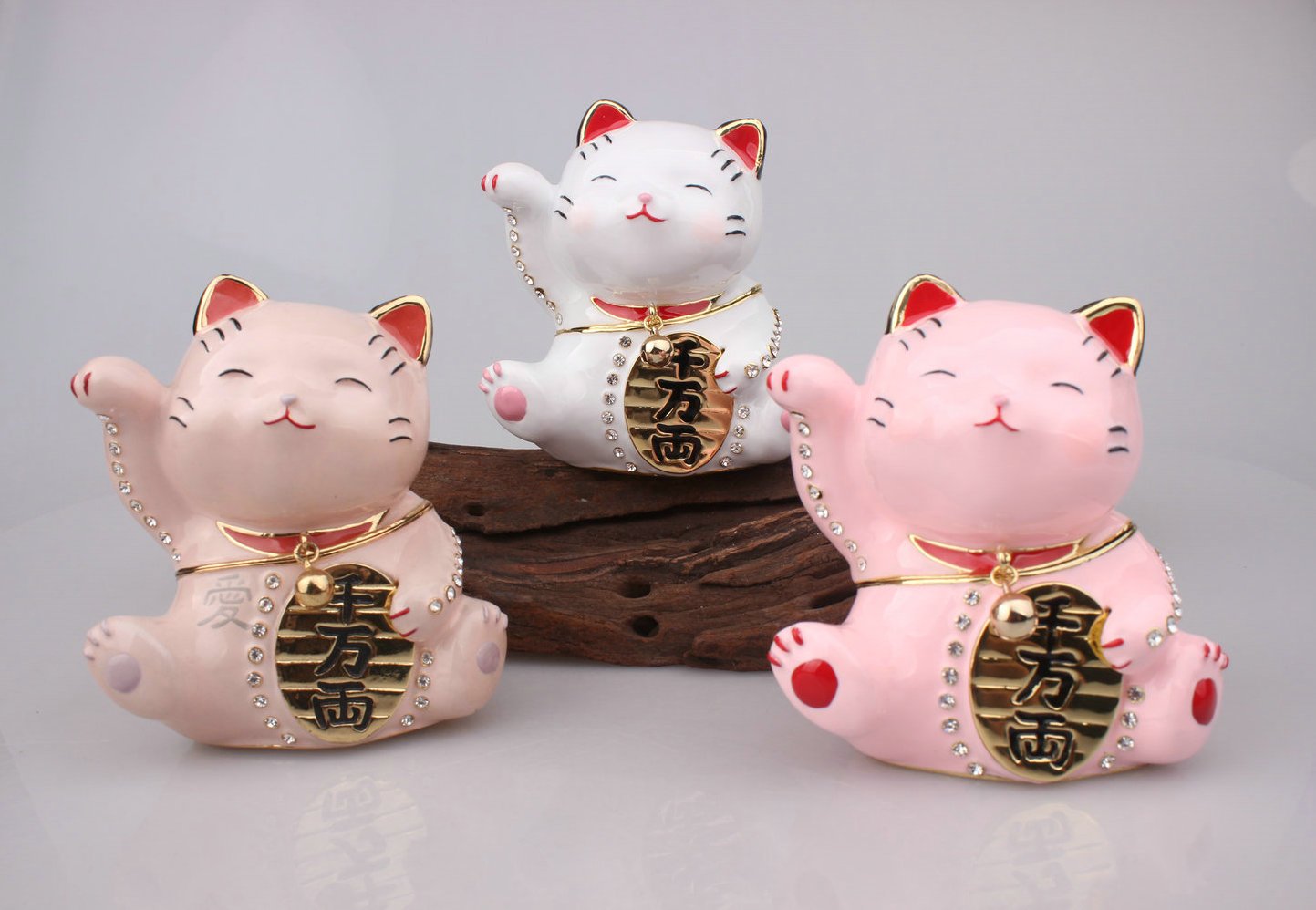 Amazon.com: znewlook Lucky Cat Trinket Japanese Cat Figurine Metal
